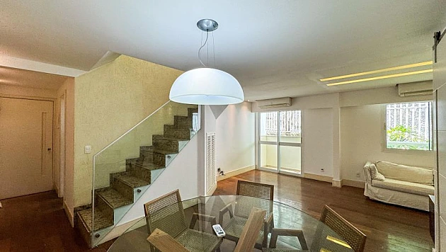 Almeida Godinho Cobertura Duplex